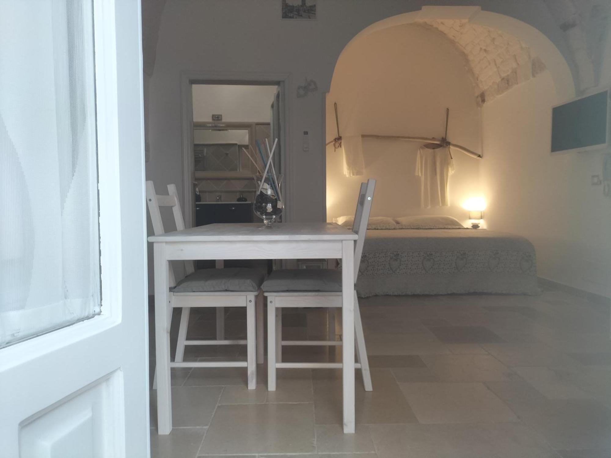 Hotel Le Tre Alcove Ceglie Messapica Exterior foto